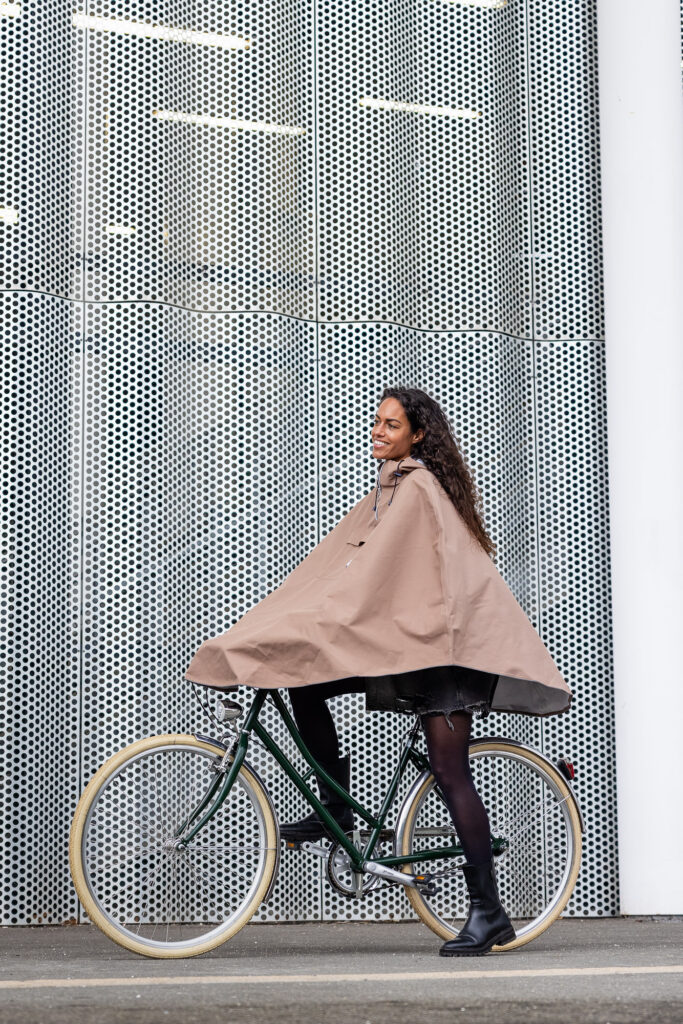 Clesvelos-le temps des grenouilles-cape-marron-vue3