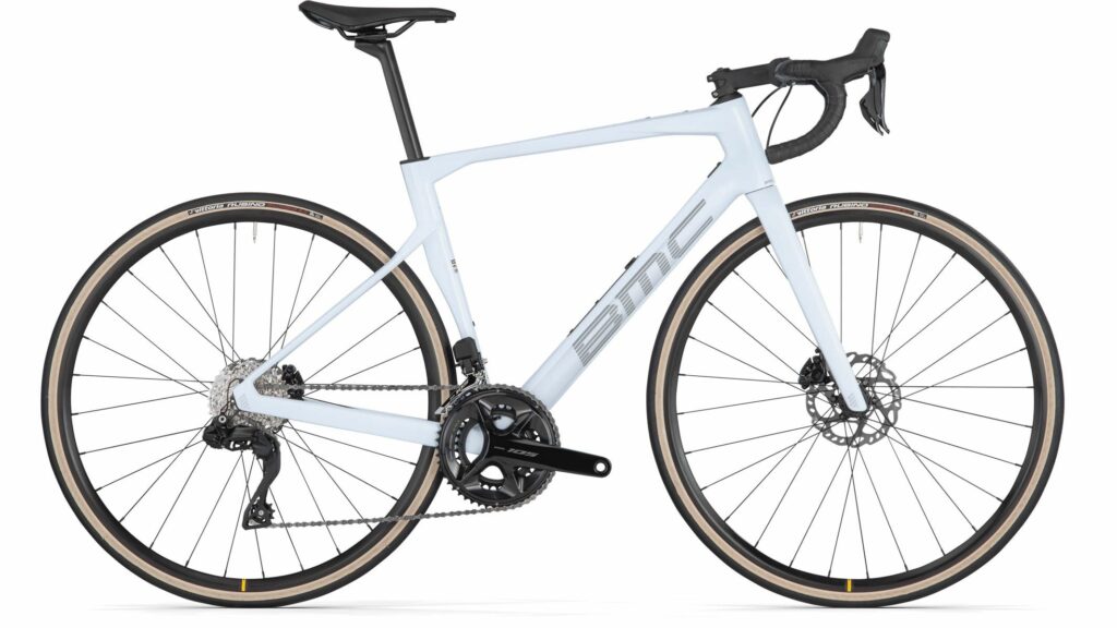 C.lesvelos-BMC-RoadMachine-Four-2025-véloendurance