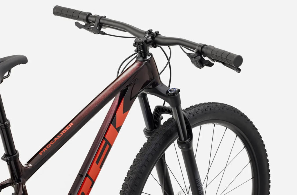 C.lesvelos-Trek-Procaliber-6-Red Serpentine-vue3